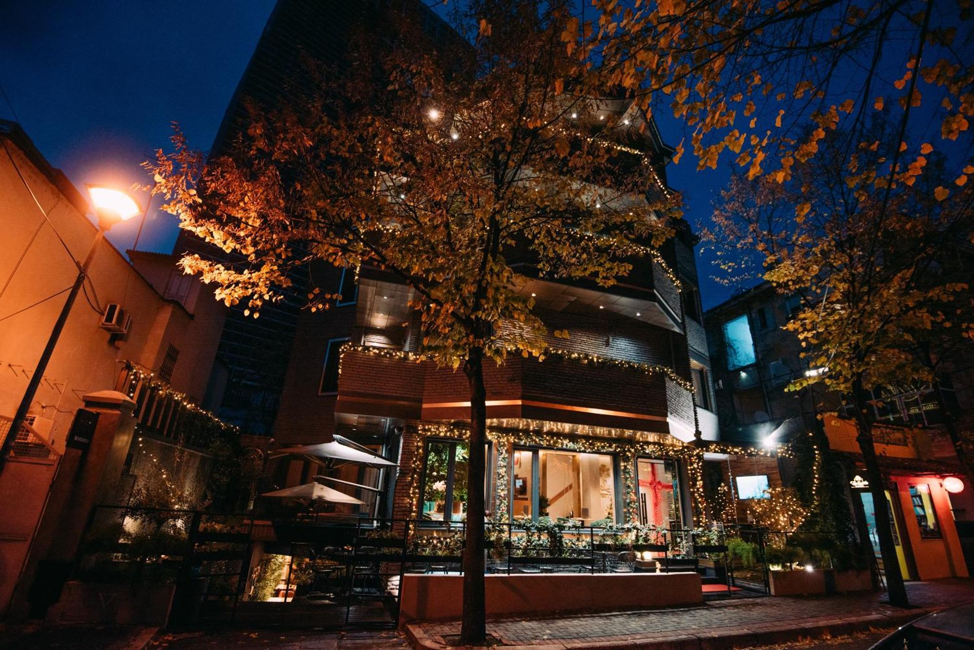 La Suite Boutique Hotel Tirana Exterior foto
